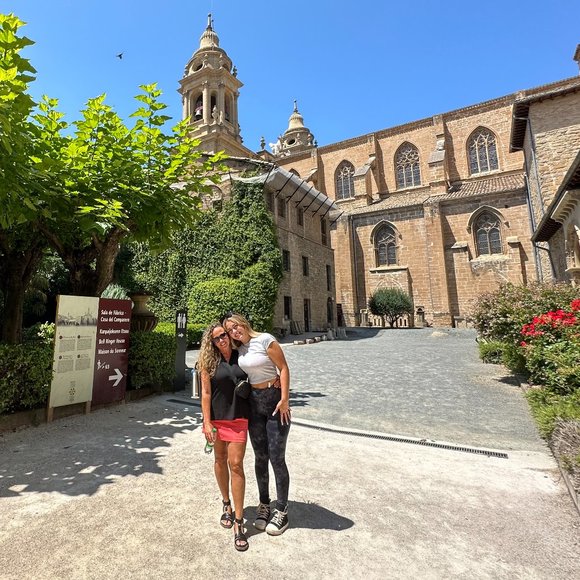 Meet your Posher, Cassie - Picture 6 of 7